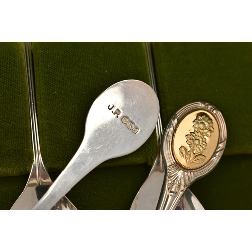 110 - A CASED SILVER SET OF 'THE ROYAL HORTICULTURAL SOCIETY FLOWER SPOONS', wooden box with plaque to the... 