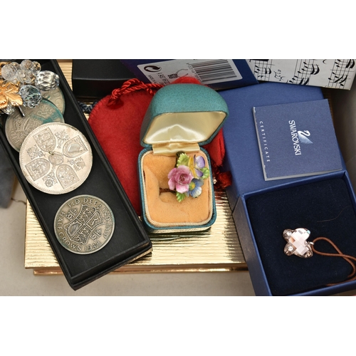 111 - A BOX OF ASSORTED SILVER, COSTUME JEWELLERY, COINS AND ITEMS, to include a boxed white metal abalone... 