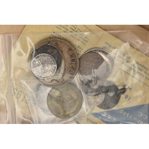 139 - A CLARKS SHOE BOX OF AMOUNTS OF WORLD COINS, to include Morocco 1903 Silver 1/4 Rial, Emanuele III O... 