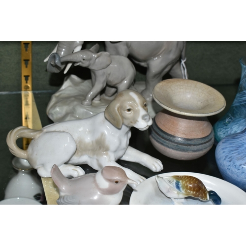 381 - A GROUP OF CERAMICS AND GLASS, to include Lladro 'Two Elephants' no 1151, designed by Fulgencio Garc... 