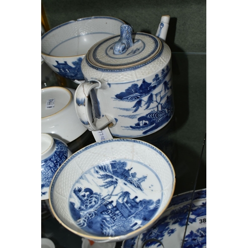 383 - A LATE 18TH CENTURY CHINESE EXPORT PORCELAIN BLUE AND WHITE SIX PIECE TEA SERVICE, moulded basket we... 