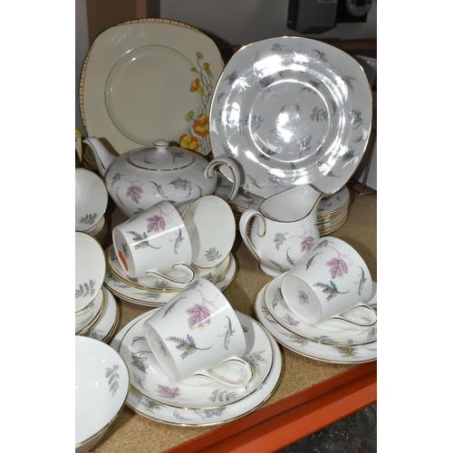 409 - A GROUP OF BURLEIGH WARE 'GOLDEN GLEAM' PATTERN DINNERWARE AND TUSCAN 'WINDSWEPT' PATTERN TEAWARE, '... 