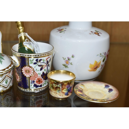 449 - A GROUP OF ROYAL CROWN DERBY AND OTHER GIFT WARE, comprising a Royal Crown Derby miniature ice bucke... 