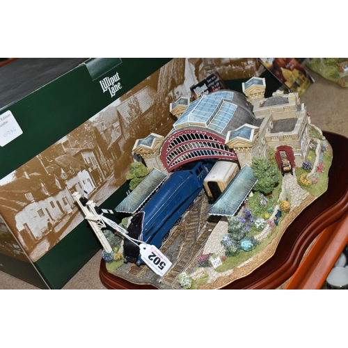 502 - A BOXED LIMITED EDITION LILLIPUT LANE SCULPTURE, The Mallard - Record Breaker L2459 no 0976/1500, on... 