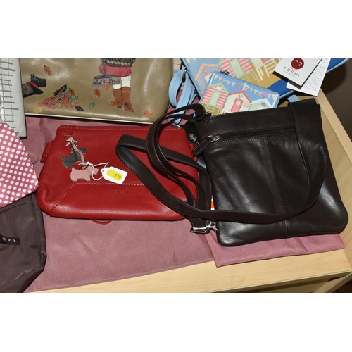 539 - A COLLECTION OF SIX RADLEY HANDBAGS, TWO PURSES AND A MATCHING YOSHI HANDBAG AND PURSE, comprising a... 