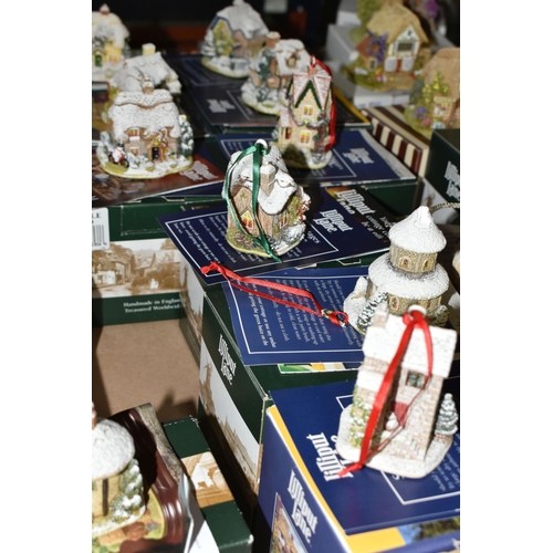 557 - THIRTY NINE LILLIPUT LANE SCULPTURES FROM VARIOUS COLLECTIONS, mostly boxed but no deeds unless ment... 