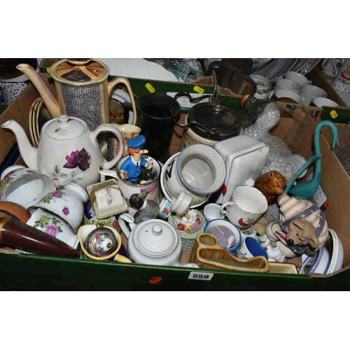 559 - SIX BOXES AND LOOSE ASSORTED CERAMIC AND GLASS WARES ETC, to include Royal Doulton 'Queens Lace' tea... 