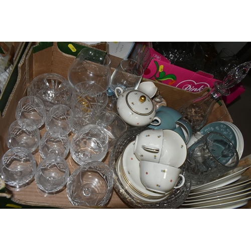 559 - SIX BOXES AND LOOSE ASSORTED CERAMIC AND GLASS WARES ETC, to include Royal Doulton 'Queens Lace' tea... 