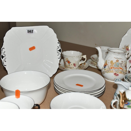 562 - SHELLEY AND PARAGON TEAWARES ETC, to include six Shelley saucers and side plates, twin handled servi... 