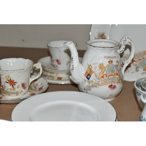 562 - SHELLEY AND PARAGON TEAWARES ETC, to include six Shelley saucers and side plates, twin handled servi... 