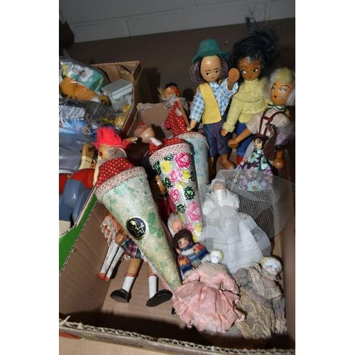 570 - THREE BOXES OF MISCELLANEOUS SOUVENIR DOLLS, to include a collection of McDonalds toys, pop-up puppe... 