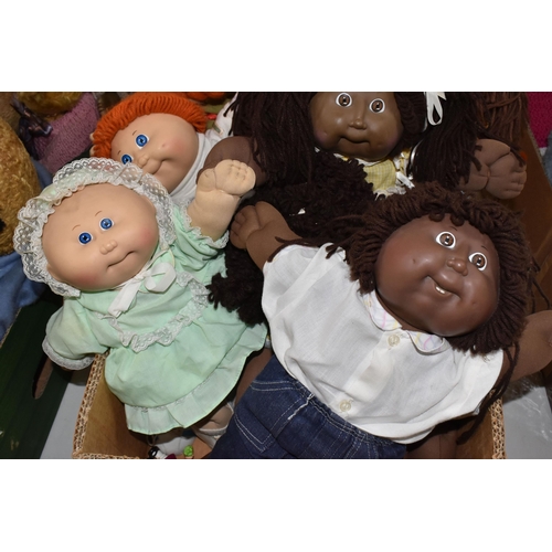 596 - A COLLECTION OF ASSORTED CABBAGE PATCH KIDS DOLLS, all from the 1980s with label to seam, assorted s... 