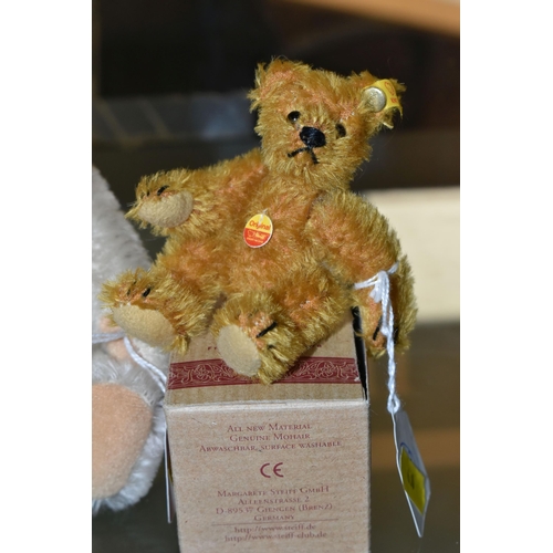 630 - FOUR SMALL STEIFF BEARS AND ANIMALS, comprising a small Original cream mohair teddy bear, 0203/18, p... 