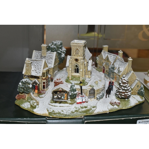 640 - FOUR BOXED LILLIPUT LANE ILLUMINATED COTTAGES COLLECTION SNOW COTTAGES, comprising 'Christmas Lights... 