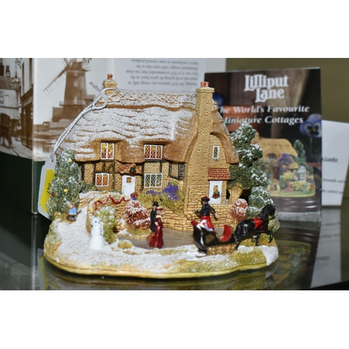 641 - EIGHT BOXED LILLIPUT LANE CHRISTMAS SPECIAL SNOW COTTAGES, comprising 1997 'Christmas Party' L2060 (... 