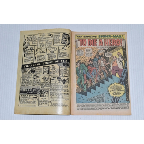 657 - AMAZING SPIDER-MAN NO. 52 MARVEL COMIC, first appearance of Robbie Robertson, comic shows signs of w... 