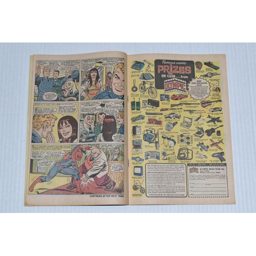 657 - AMAZING SPIDER-MAN NO. 52 MARVEL COMIC, first appearance of Robbie Robertson, comic shows signs of w... 