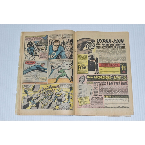 660 - FANTASTIC FOUR NO. 20 MARVEL COMIC, first appearance of Molecule Man, comic is worn and torn in nume... 