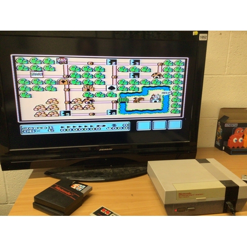 605 - NINTENDO NES CONSOLE AND GAMES, includes Super Mario Bros, Super Mario Bros 3, Double Dragon, Teenag... 