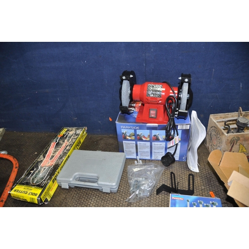 1086 - A COLLECTION OF POWER AND HAND TOOLS including a brand new in box Parkside bench grinder, a brand ne... 