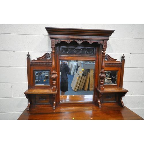 1332 - AN EDWARDIAN MAHOGANY MIRROR BACK SIDEBOARD, the top with three bevelled mirror plates, scrolled and... 