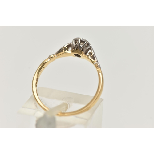 85 - A YELLOW AND WHITE METAL DIAMOND SINGLE STONE RING, illusion set round brilliant cut diamond, estima... 