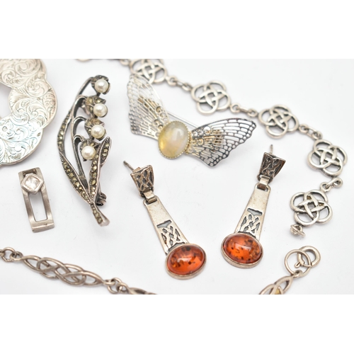 95 - SEVEN PIECES OF WHITE METAL JEWELLERY, to include a pair of amber cabochon set drop earrings, post a... 