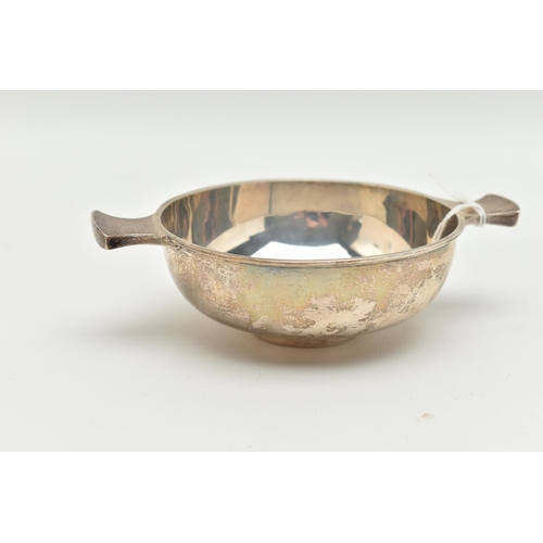 163 - A GEORGE V SILVER QUAICH, a silver twin handled quaich bowl, plain polished design, with a raised ba... 