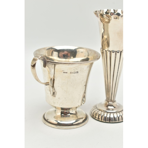 174 - TWO ITEMS OF SILVER, to include a tapered stop reeded pattern posy vase, on a round weighted base, h... 