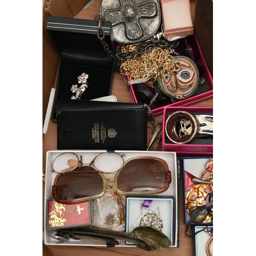 201 - A BOX OF ASSORTED JEWELLERY, to include a selection of chains, necklaces, brooches and earrings, two... 