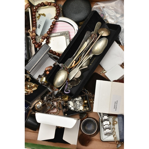 201 - A BOX OF ASSORTED JEWELLERY, to include a selection of chains, necklaces, brooches and earrings, two... 