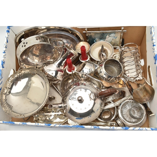 206 - A BOX OF ASSORTED WHITE METAL WARE, to include entree dish, raised bowl, pierced dish, a four piece ... 