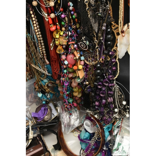 208 - A BOX OF ASSORTED COSTUME JEWELLERY AND ITEMS, to include beaded necklaces, earrings, rings, bracele... 