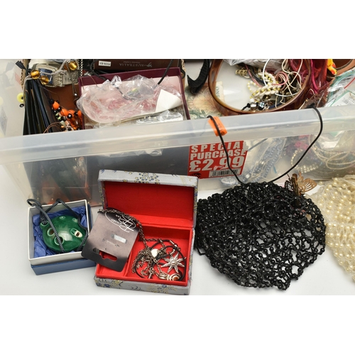 208 - A BOX OF ASSORTED COSTUME JEWELLERY AND ITEMS, to include beaded necklaces, earrings, rings, bracele... 