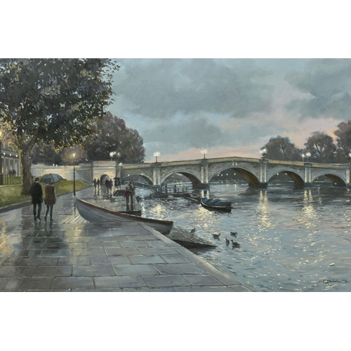 319 - CHARLES ROWBOTHAM (BRITISH CONTEMPORARY) 'TWILIGHT AT RICHMOND BRIDGE', figures walking beside the R... 