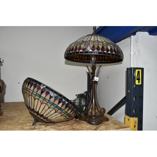 326 - A LARGE TIFFANY STYLE LEADED GLASS TABLE LAMP AND  SHADE, comprising matching multicoloured leaded g... 