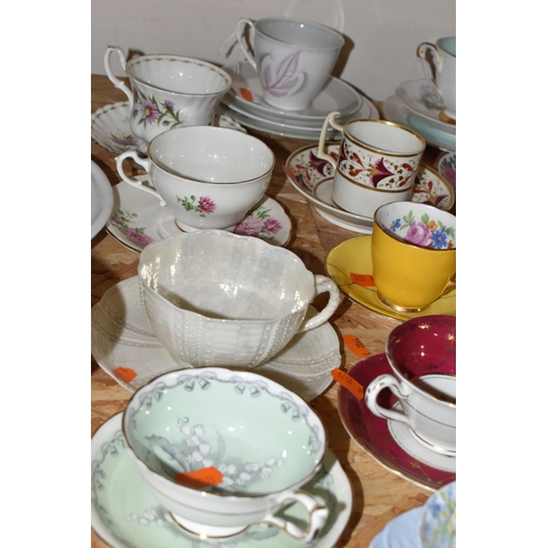 331 - A QUANTITY OF NAMED TEAWARE, comprising a Shelley 'Crochet' pattern trio, an Elizabethan 'Versailles... 