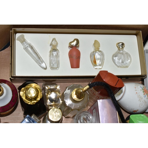 336 - ONE BOX OF FRAGRANCES AND EMPTY PERFUME BOTTLES, to include a collection of vintage perfume glass an... 