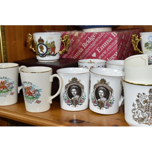 357 - A GROUP OF ROYAL COMMEMORATIVE CERAMICS, to include a boxed Emma Bridgewater 'Golden Jubilee' four c... 