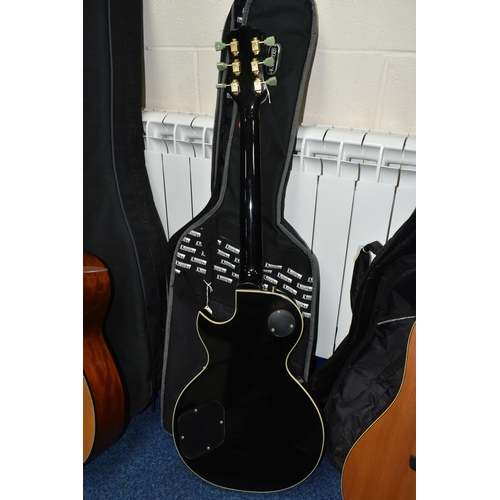 433 - A GOULD ELECRIC GUITAR, black and gold body,                                      with a Kinsman sof... 