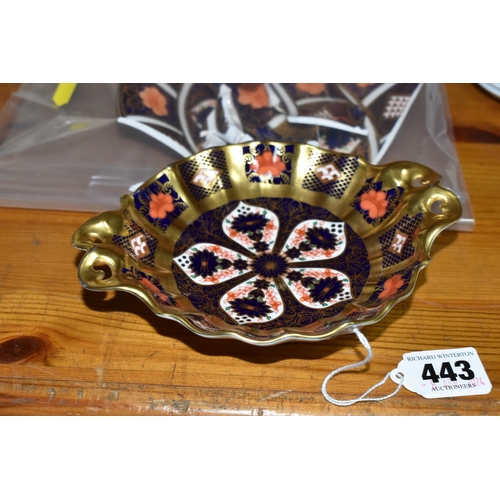 443 - A ROYAL CROWN DERBY 1128 OLD IMARI PATTERN 'DUCHESS' BON BON DISH, solid gold band, date cypher 1989... 