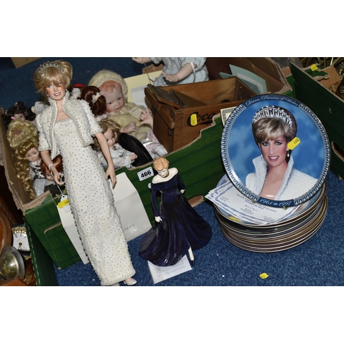 466 - ONE BOX AND LOOSE COLLECTABLE PORCELAIN DOLLS AND COLLECTOR'S PLATES, to include a Franklin Mint Pri... 