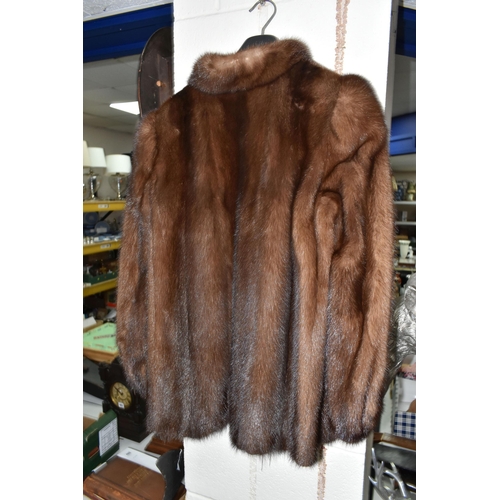 476 - A 1980'S  LADIES MINK FUR JACKET, made in England, approximate size UK 12/14 (1) (Condition Report: ... 