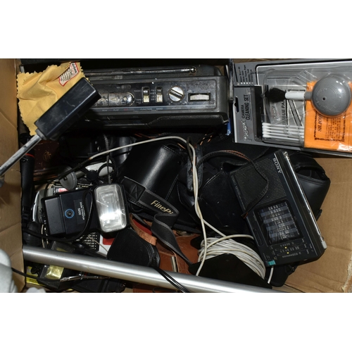 488 - A BOX OF VINTAGE PHOTOGRAPHIC EQUIPMENT AND BINOCULARS ETC, to include a Fuji S5000 digital bridge c... 