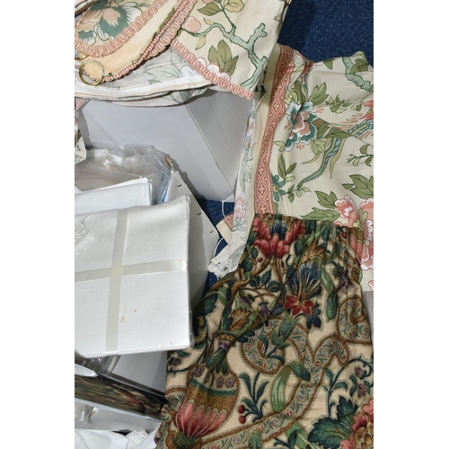 494 - TWO BOXES OF VINTAGE CURTAINS AND TABLE LINEN, to include a quantity of curtain linings, lace and cr... 