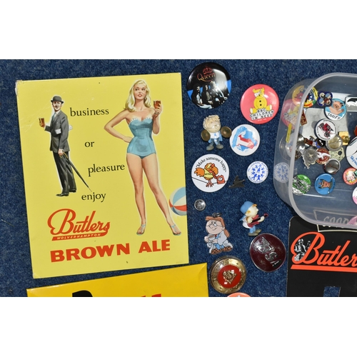 500 - THREE VINTAGE 1950'S BEER RELATED POINT OF SALE ADVERTISING DISPLAY SIGNS, 'Double Diamond Daily', '... 