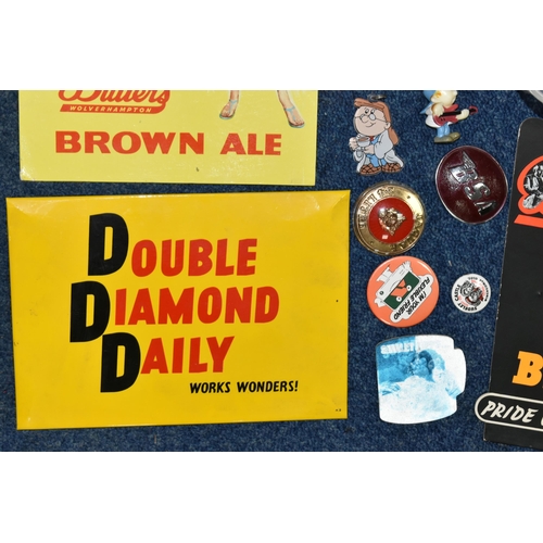 500 - THREE VINTAGE 1950'S BEER RELATED POINT OF SALE ADVERTISING DISPLAY SIGNS, 'Double Diamond Daily', '... 