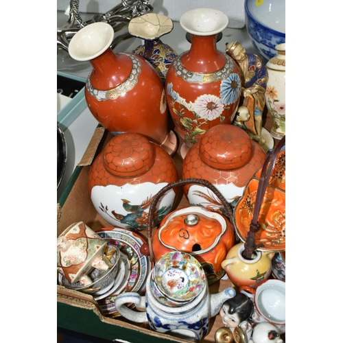 529 - A BOX AND LOOSE ORIENTAL CERAMICS ETC, to include a pair of Chinese storage jars with covers, a pair... 