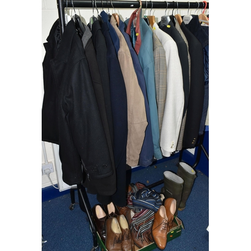 539 - A QUANTITY OF GENTS CLOTHES AND A BOX OF SHOES, ETC, including a large Hamnett wool mix jacket, a la... 