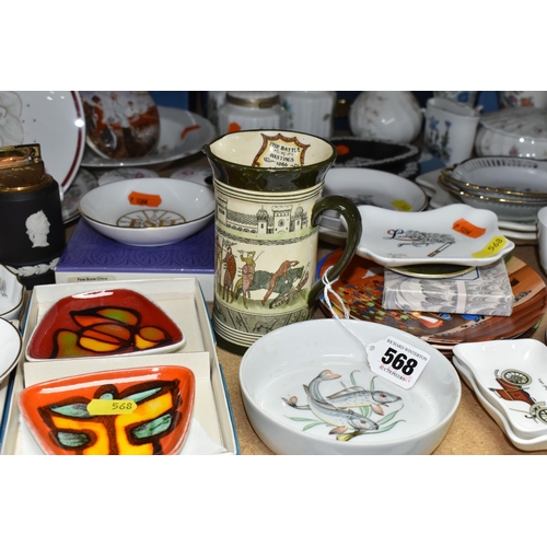 568 - A COLLECTION OF ROYAL DOULTON, AYNSLEY AND WEDGWOOD GIFTWARE AND OTHER CERAMICS, including Royal Dou... 